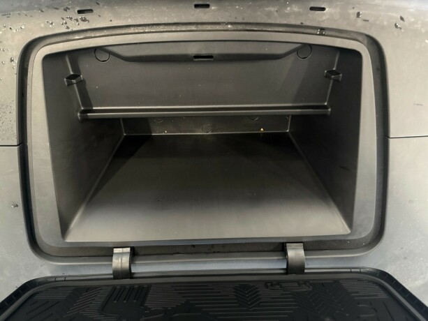 volvo-ex30-elektrisitet-2025-big-39