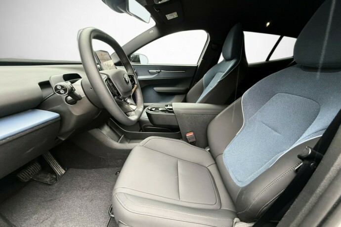 volvo-ex30-elektrisitet-2025-big-12
