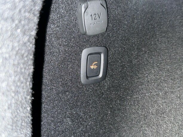 volvo-ex30-elektrisitet-2025-big-36