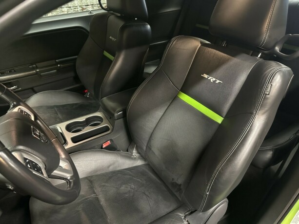 dodge-challenger-bensin-2011-big-22