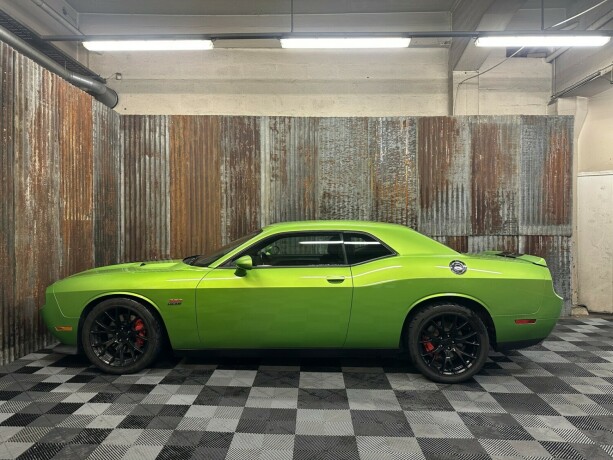 dodge-challenger-bensin-2011-big-18