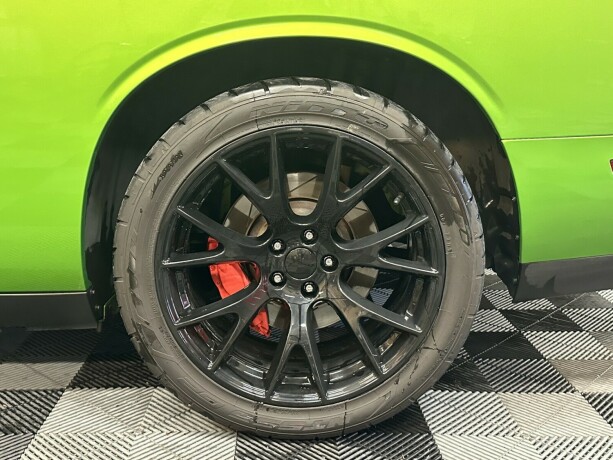 dodge-challenger-bensin-2011-big-17