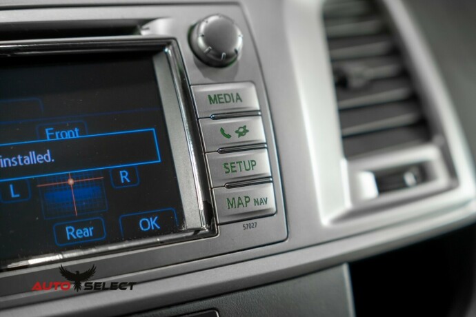 toyota-hilux-diesel-2013-big-33