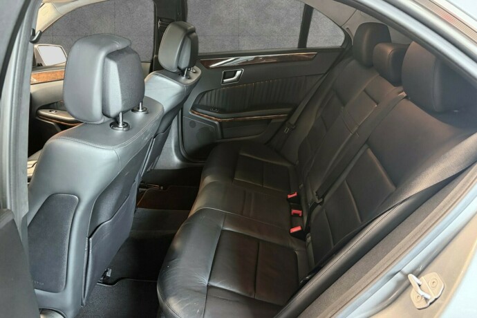 mercedes-benz-e-klasse-diesel-2012-big-15