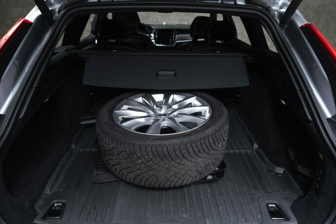 volvo-v90-diesel-2017-big-37