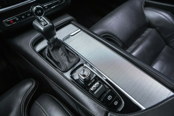 volvo-v90-diesel-2017-big-22