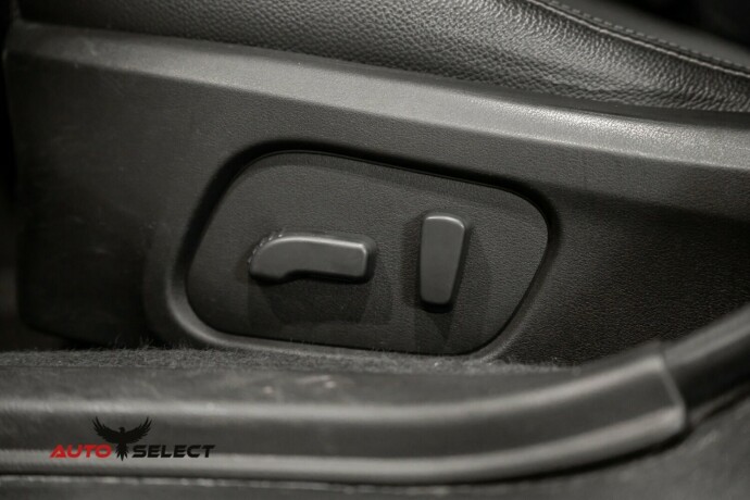 subaru-xv-bensin-2012-big-21