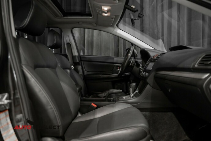 subaru-xv-bensin-2012-big-17