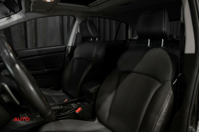 subaru-xv-bensin-2012-big-22
