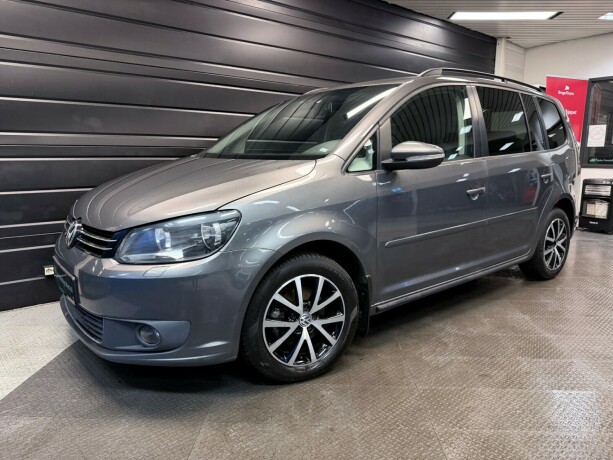 volkswagen-touran-diesel-2013-big-1