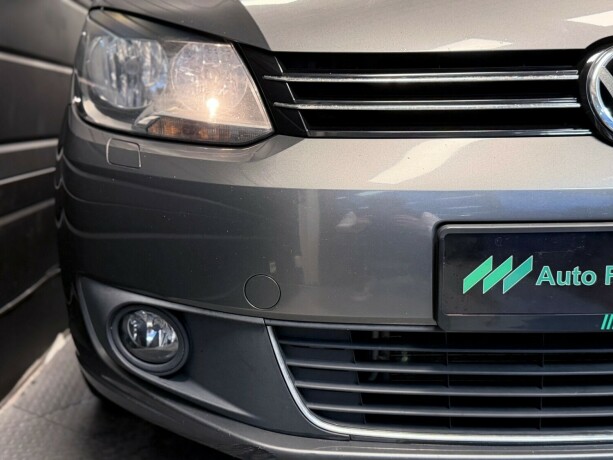 volkswagen-touran-diesel-2013-big-27