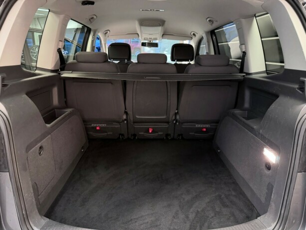 volkswagen-touran-diesel-2013-big-18