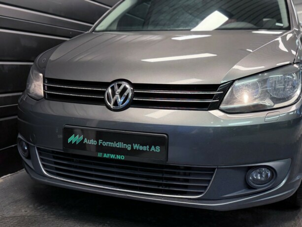 volkswagen-touran-diesel-2013-big-3