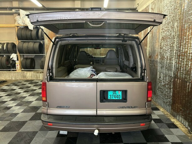chevrolet-astro-van-bensin-2001-big-38