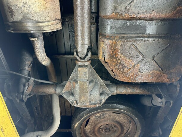 chevrolet-astro-van-bensin-2001-big-49