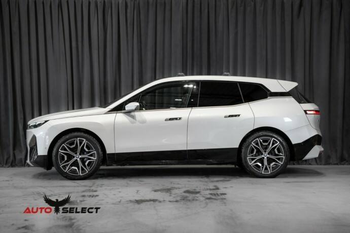 bmw-ix-elektrisitet-2022-big-7