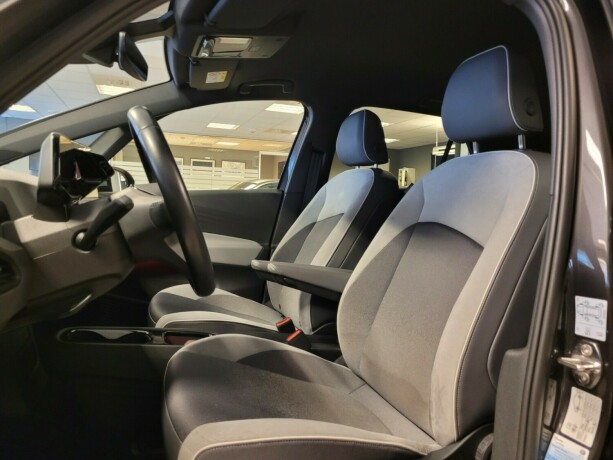 volkswagen-id3-elektrisitet-2021-big-20
