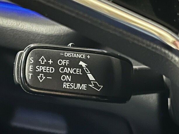skoda-octavia-diesel-2024-big-32