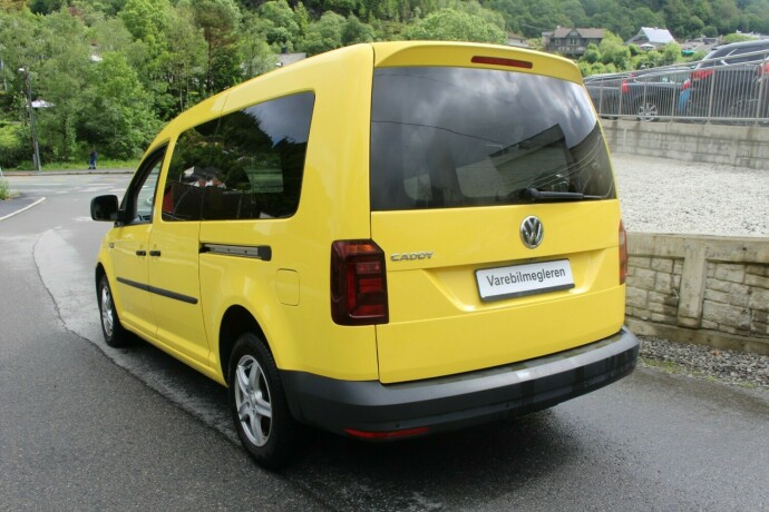 volkswagen-caddy-maxi-diesel-2019-big-3