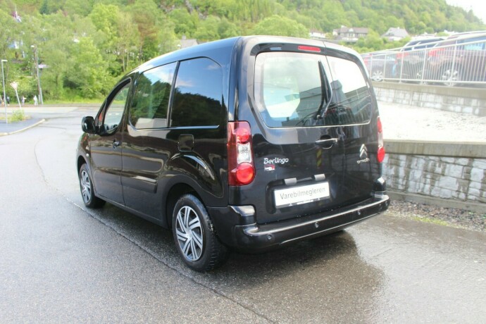citroen-berlingo-diesel-2018-big-2