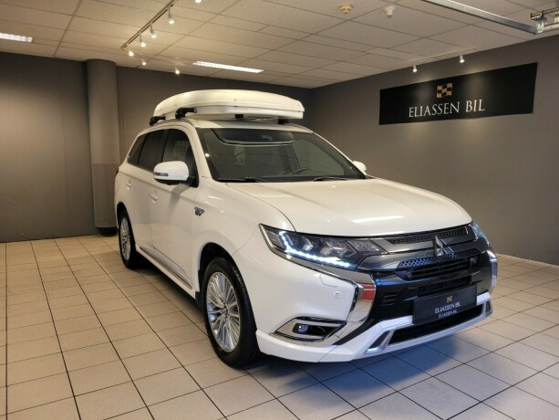 mitsubishi-outlander-plug-in-petrol-2020-big-9