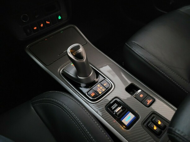 mitsubishi-outlander-plug-in-petrol-2020-big-26