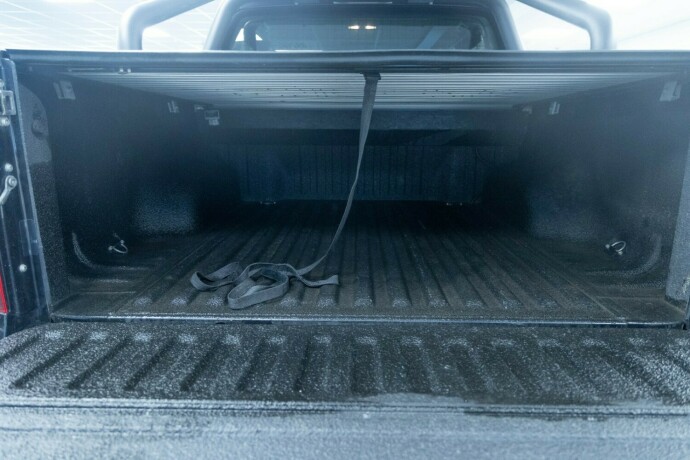 volkswagen-amarok-diesel-2021-big-8