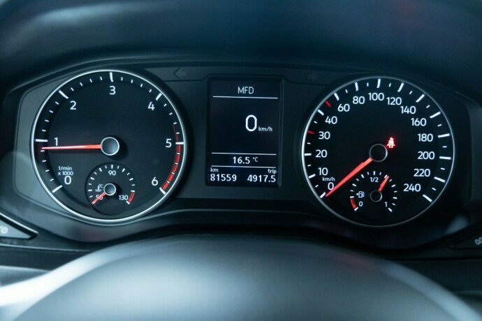 volkswagen-amarok-diesel-2021-big-12
