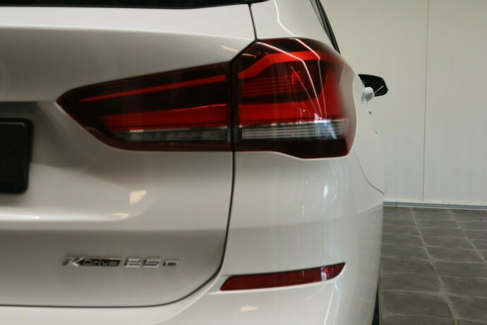 bmw-x1-elektrisitetbensin-2021-big-8