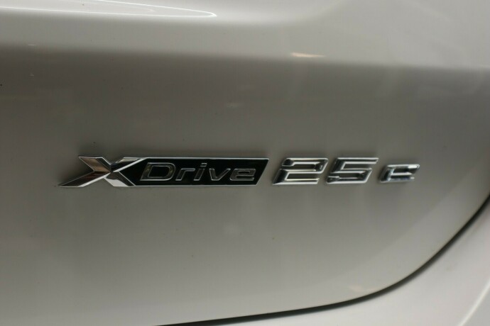bmw-x1-elektrisitetbensin-2021-big-40