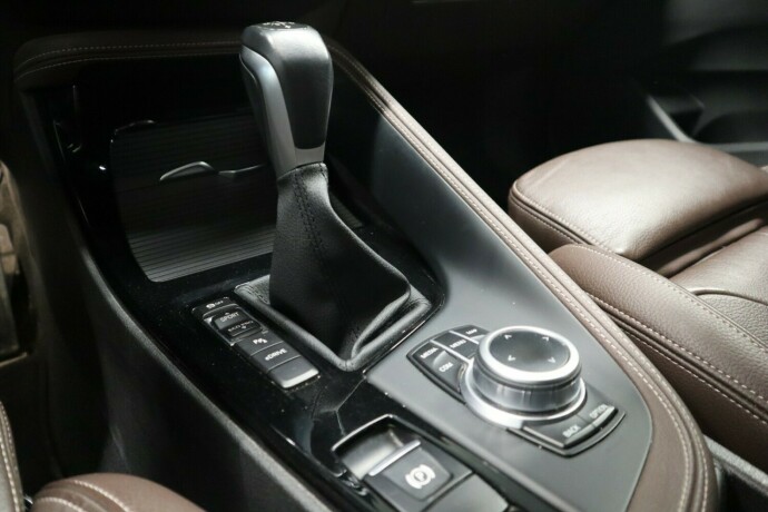 bmw-x1-elektrisitetbensin-2021-big-16