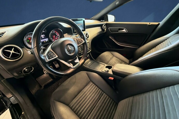 mercedes-benz-cla-bensin-2015-big-8