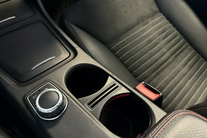 mercedes-benz-cla-bensin-2015-big-17