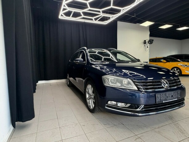 volkswagen-passat-diesel-2012-big-3