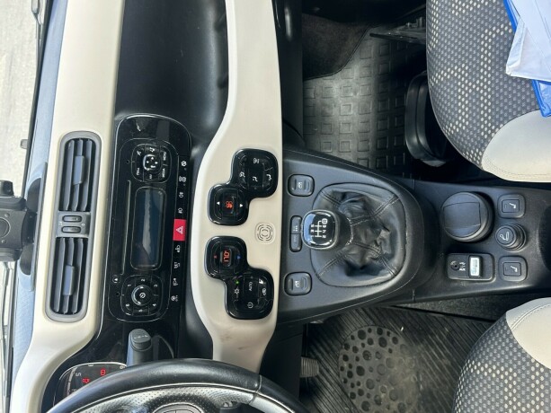 fiat-panda-bensin-2013-big-7