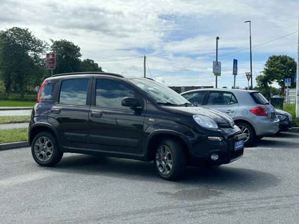 fiat-panda-bensin-2013-big-1