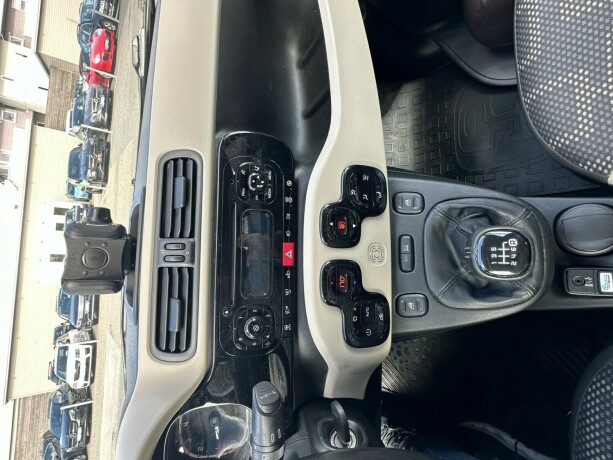 fiat-panda-bensin-2013-big-9