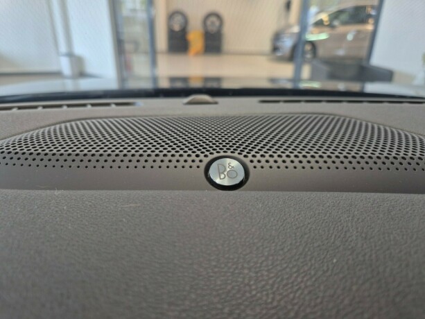 ford-kuga-elektrisitetbensin-2020-big-17