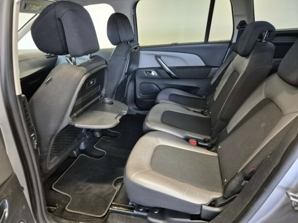 citroen-grand-c4-picasso-bensin-2018-big-22