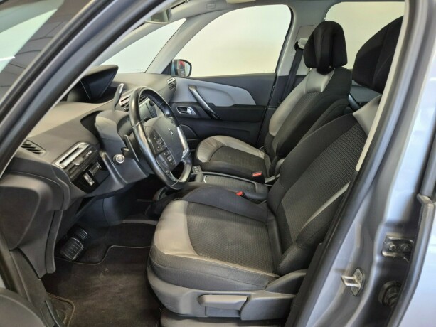 citroen-grand-c4-picasso-bensin-2018-big-9