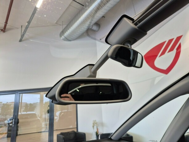 citroen-grand-c4-picasso-bensin-2018-big-18