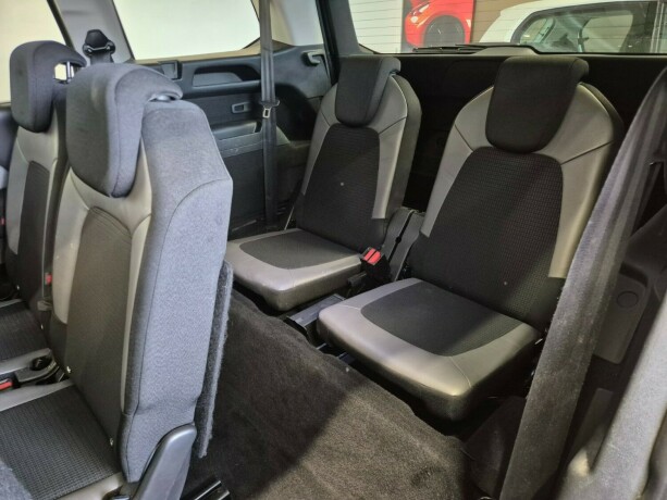 citroen-grand-c4-picasso-bensin-2018-big-24