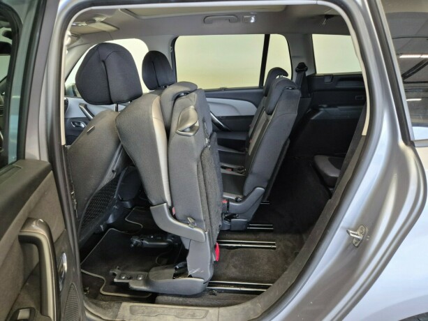 citroen-grand-c4-picasso-bensin-2018-big-23