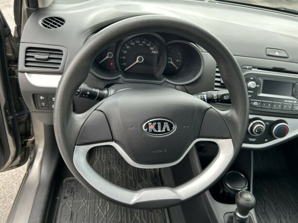 kia-picanto-bensin-2012-big-16