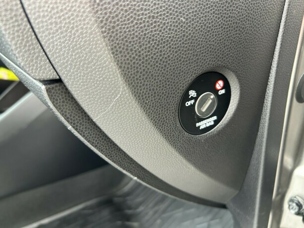 kia-picanto-bensin-2012-big-22
