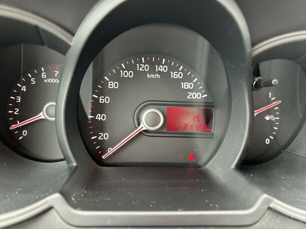 kia-picanto-bensin-2012-big-17