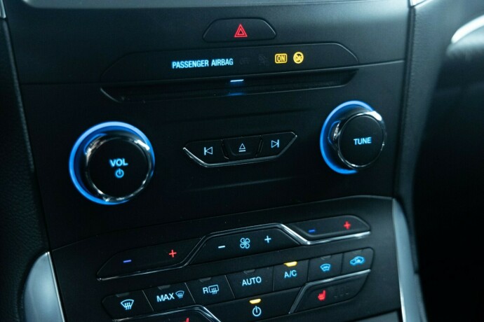 ford-s-max-diesel-2018-big-18