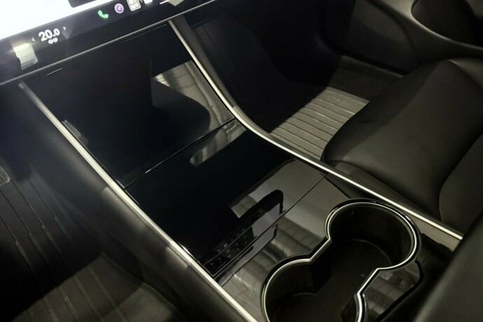 tesla-model-3-elektrisitet-2019-big-25