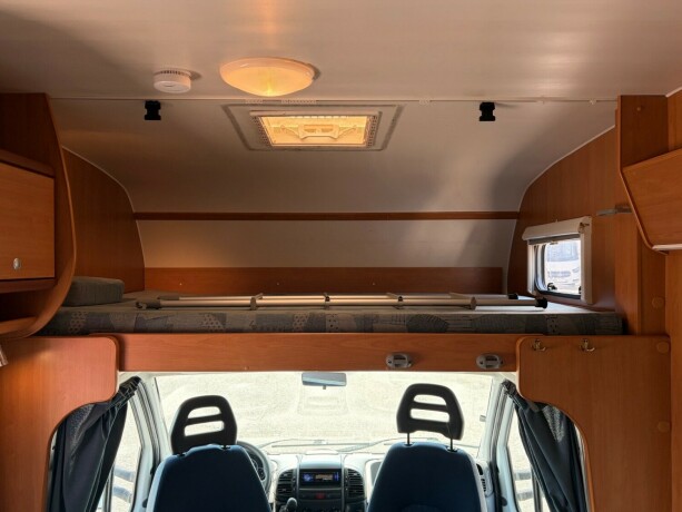 sunlight-alkove-dobbelseng-bak-vanlig-f248rerkort-truma-kombi-god-nyttelast-diesel-2007-big-22