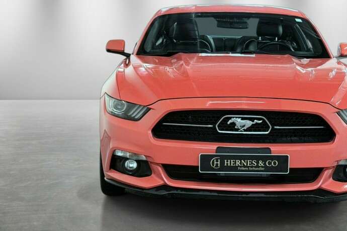 ford-mustang-bensin-2015-big-4